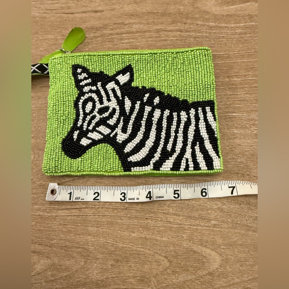2 chic green beaded pouch - Picture 7 of 10